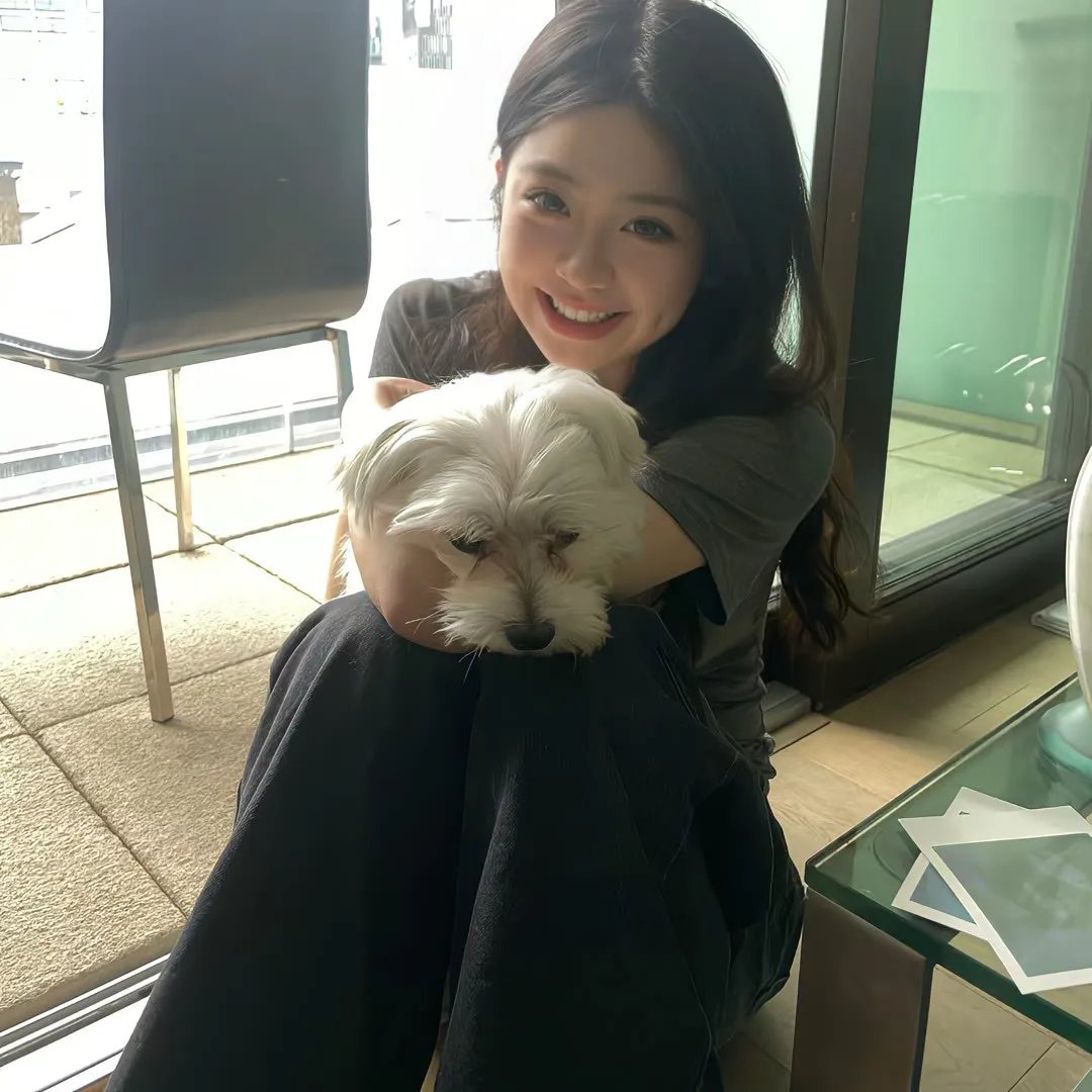 10号舱里的女人